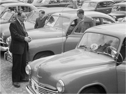 Standard Vanguard (Detail van foto 3)