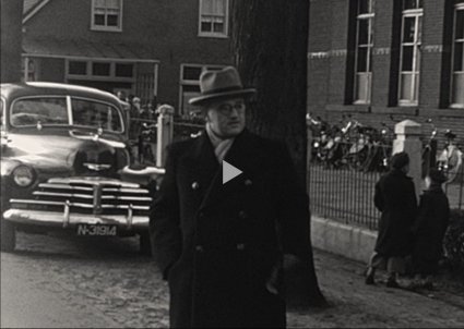 Chevrolet (Bron: film Zoektocht naar een nieuw klooster: vertrek van Breda naar Heesch. Collectie Erfgoedcentrum Nederlands Kloosterleven via BrabantinBeelden, op 22:48)