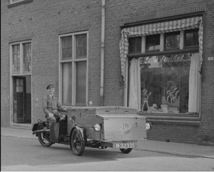 Foto: © Foto Visie / Frans van Mierlo. Bron: Regionaal Historisch Centrum Eindhoven