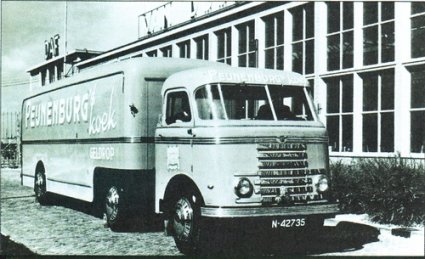 DAF-truck met oplegger (Bron: Heemkundekring Carel de Roy, Alphen)