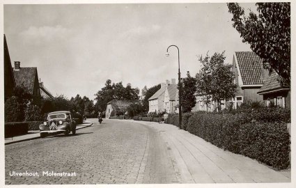 Citroën (prentbriefkaart JosPe. Bron: Stadsarchief Breda)