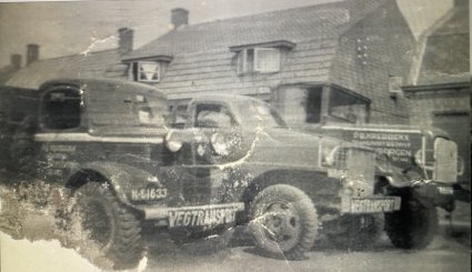 Austin, Studebaker en Mack (bron: collectie Ad. IJzermans)