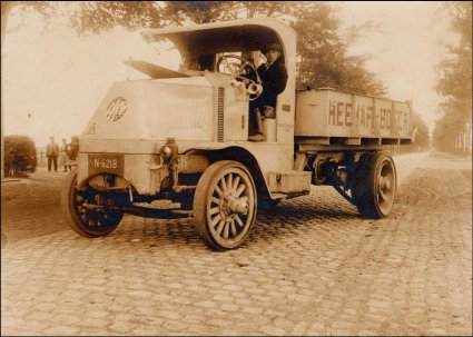 Mack (Bron: collectie Heemkundekring Vehchele)