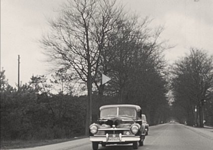 Bron: film Zoektocht naar een nieuw klooster: vertrek van Breda naar Heesch. Collectie Erfgoedcentrum Nederlands Kloosterleven via BrabantinBeelden, op 02:28
