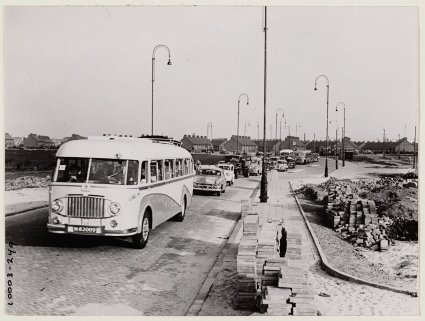 Crossley Autobus N-82009 H van Dijk (bron: coll. Beeldbank Stadsarchief Amsterdam)