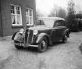 De auto van Frans Bogaers in 1936 (Collectie M. Wieberdink-Claassen)