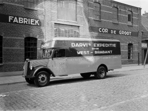 Opel Blitz vrachtwagen, 1930-1940 (collectie West-Brabants Archief)