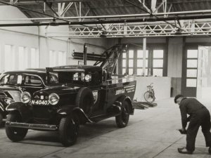 Ford takelwagen, 1938 (collectie West-Brabants Archief)