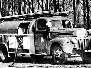 Ford, c. 1948 (Historische collectie brandweer Eindhoven)