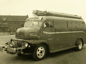 Ford, 1950 (Foto: Fotopersbureau Het Zuiden; collectie Erfgoed 's-Hertogenbosch)
