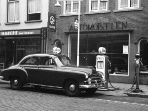 Opel en Chevrolet (bron: collectie Ad van de Par)