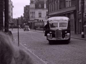 Mercedes Benz (bron: film H.P. Teune, © Rob Teune via BrabantinBeelden, 4:38)