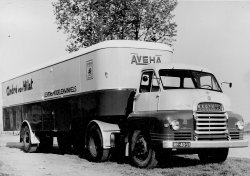 Bedford truck met Daf-oplegger, 1957