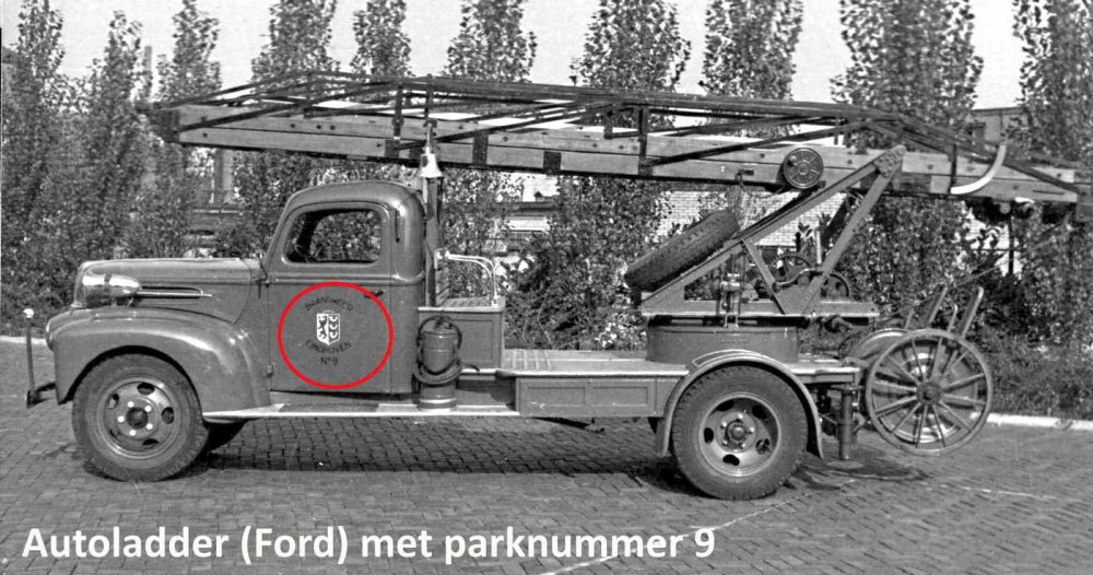 Ford G8T met nr. 9 (coll. P. Snellen)