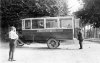 Oude bus van Tigchelaar (bron: collectie Heemkundekring "Willem van Strijen", Zevenbergen)