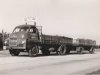 Bedford met Jumbo aanhanger (bron: coll. L. van der Meulen)